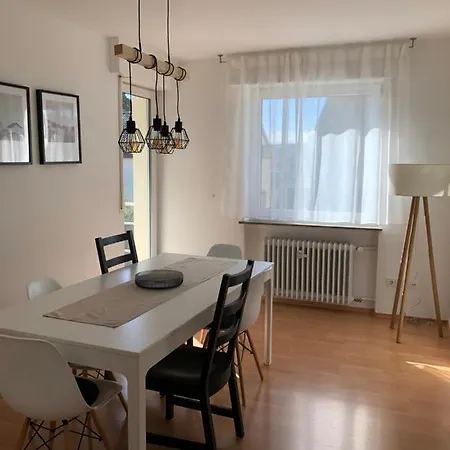 Stuttgart Messe & Flughafen Apartment *